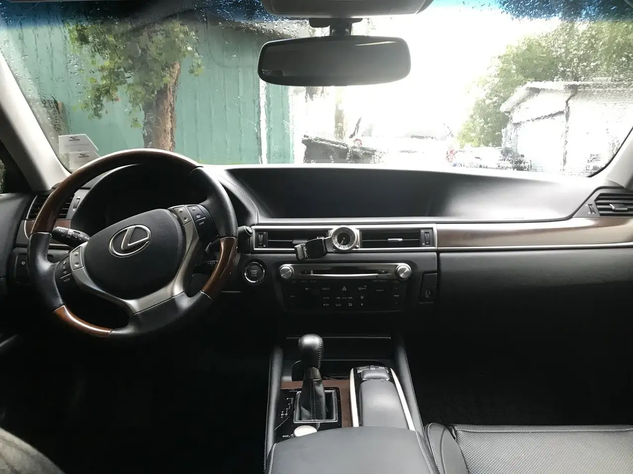 Lexus GS снимка Lexus GS