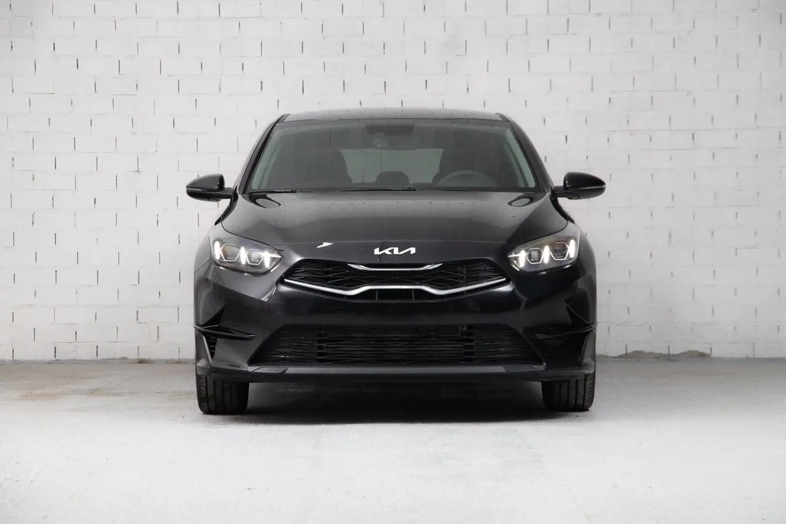 Kia 1.5 MHEV 103kW (140CV) Tech DCT Negro - 2