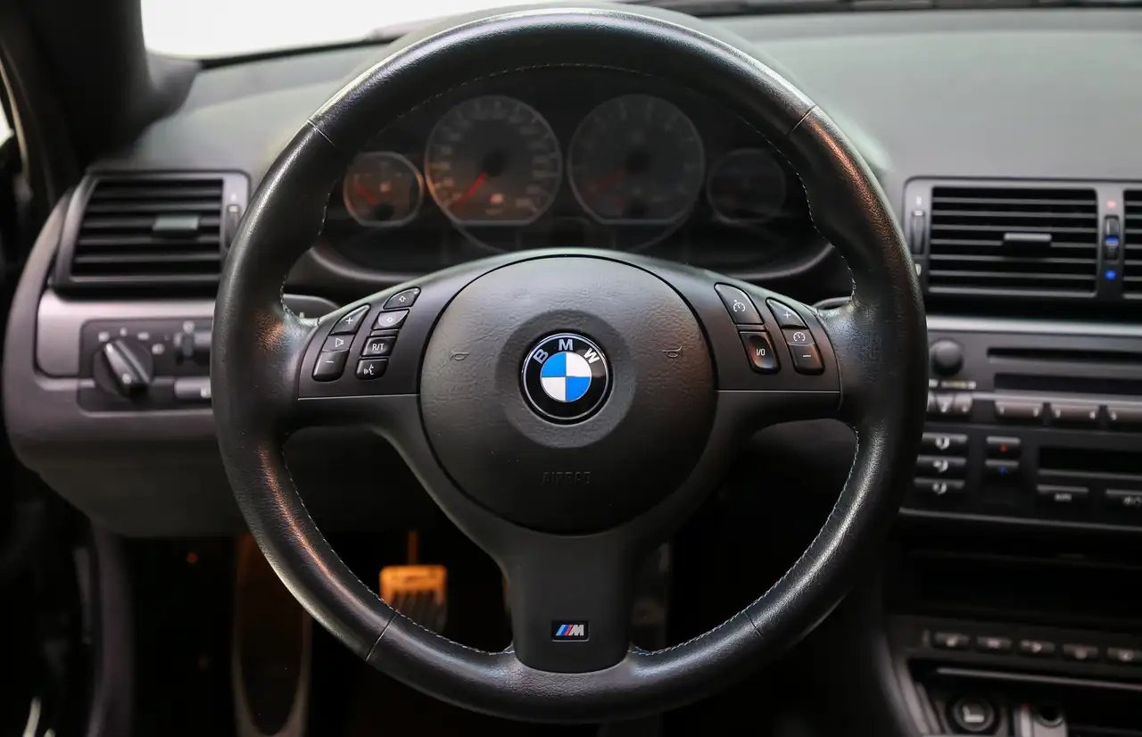 BMW 3 Series снимка BMW 3 Series