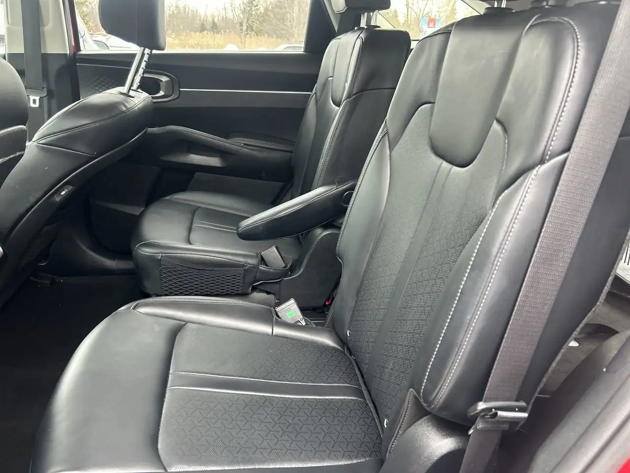 Kia Sorento снимка Kia Sorento