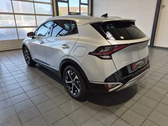 Kia Sportage view 4