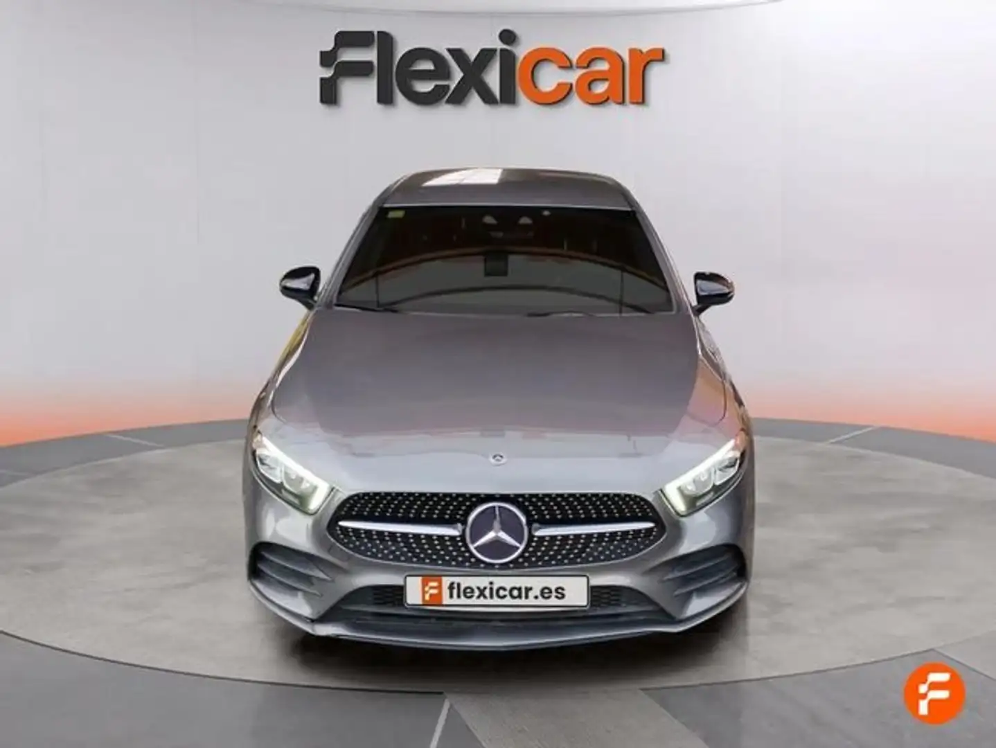 Mercedes-Benz A 200 200d Sedán 8G-DCT Gris - 2