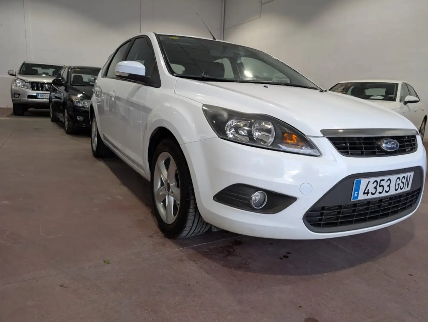 Ford Focus 1.6TDCi Trend Weiß - 1