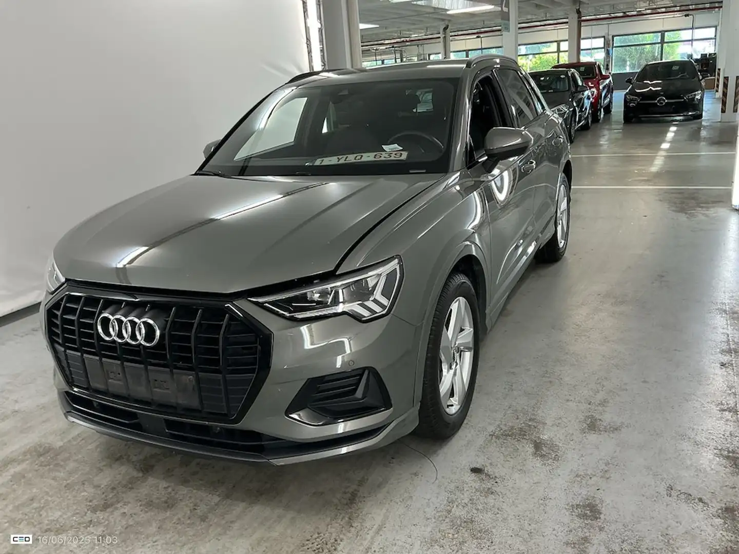 Audi Q3 Q3 35 TDi Business Edition S line S tronic Zilver - 1