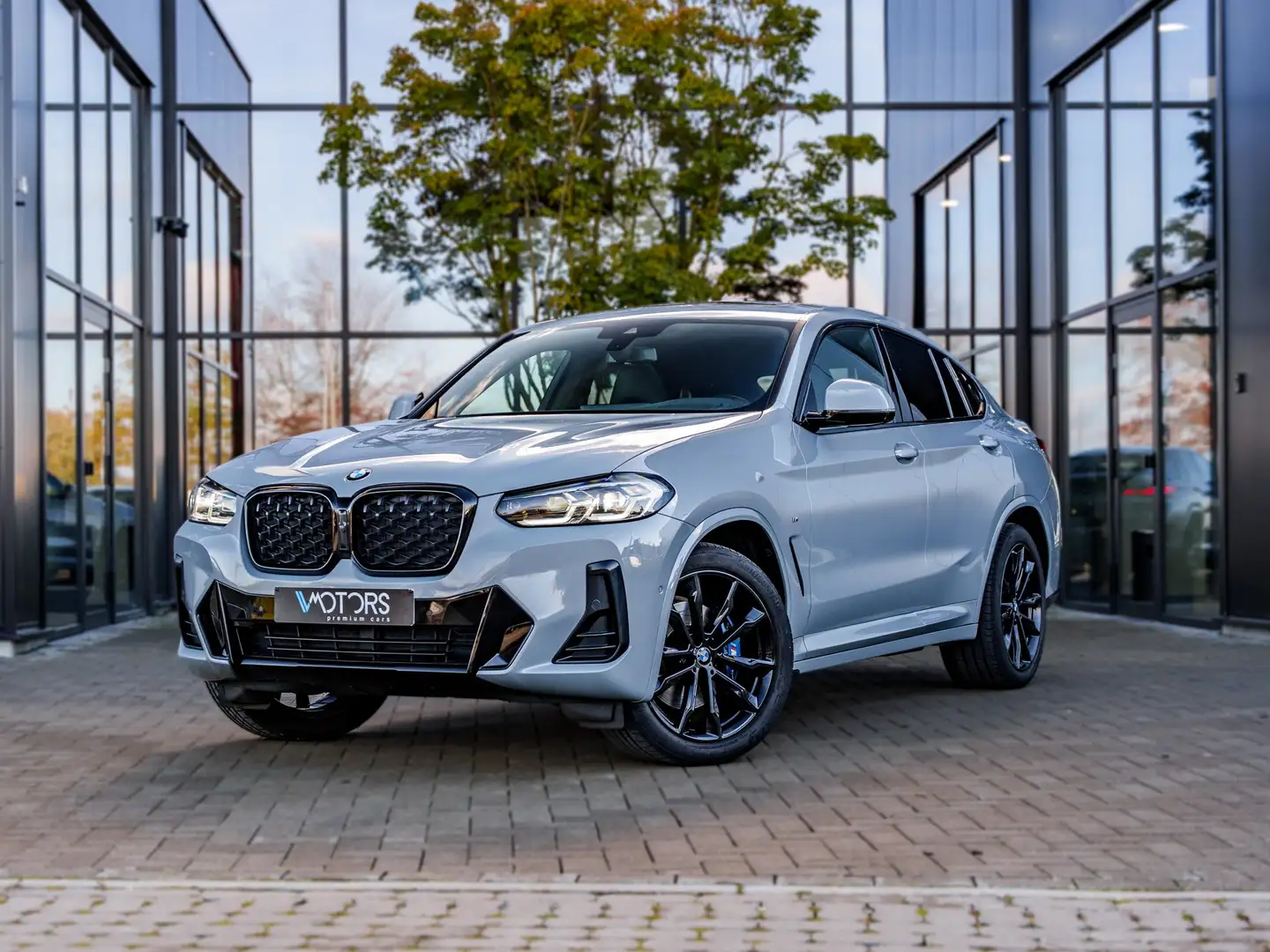 BMW X4 X4 xDrive30i - Pano - HUD - M-pack - CC - 360° Grau - 1
