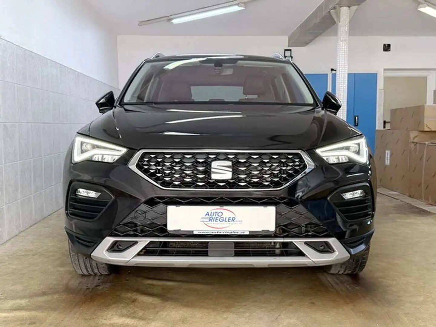 SEAT Ateca Xperience'' LED-Navi-Kamera-Sportsitze-Alu'' Schwarz - 2
