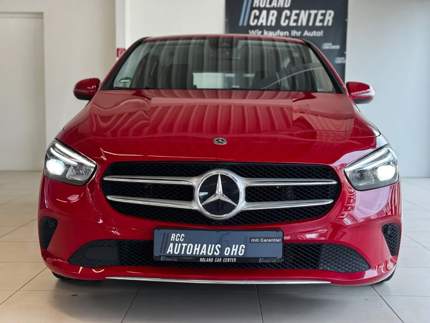 Mercedes-Benz B 180 d Fernle elektr.Heck Mbux Navi Rouge - 2