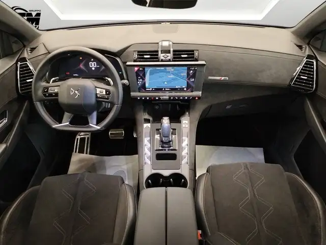DS Automobiles DS 7 Crossback view 13