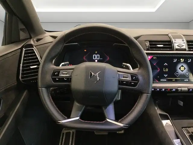 DS Automobiles DS 7 Crossback view 10