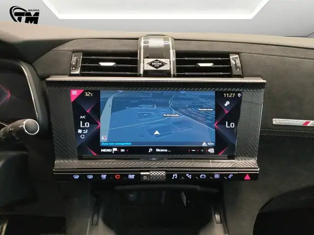 DS Automobiles DS 7 Crossback view 12