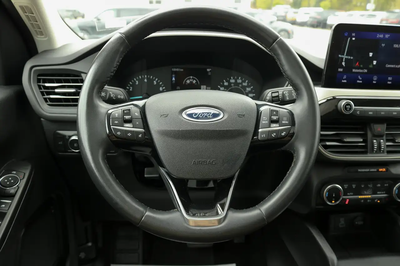 Ford Escape снимка Ford Escape