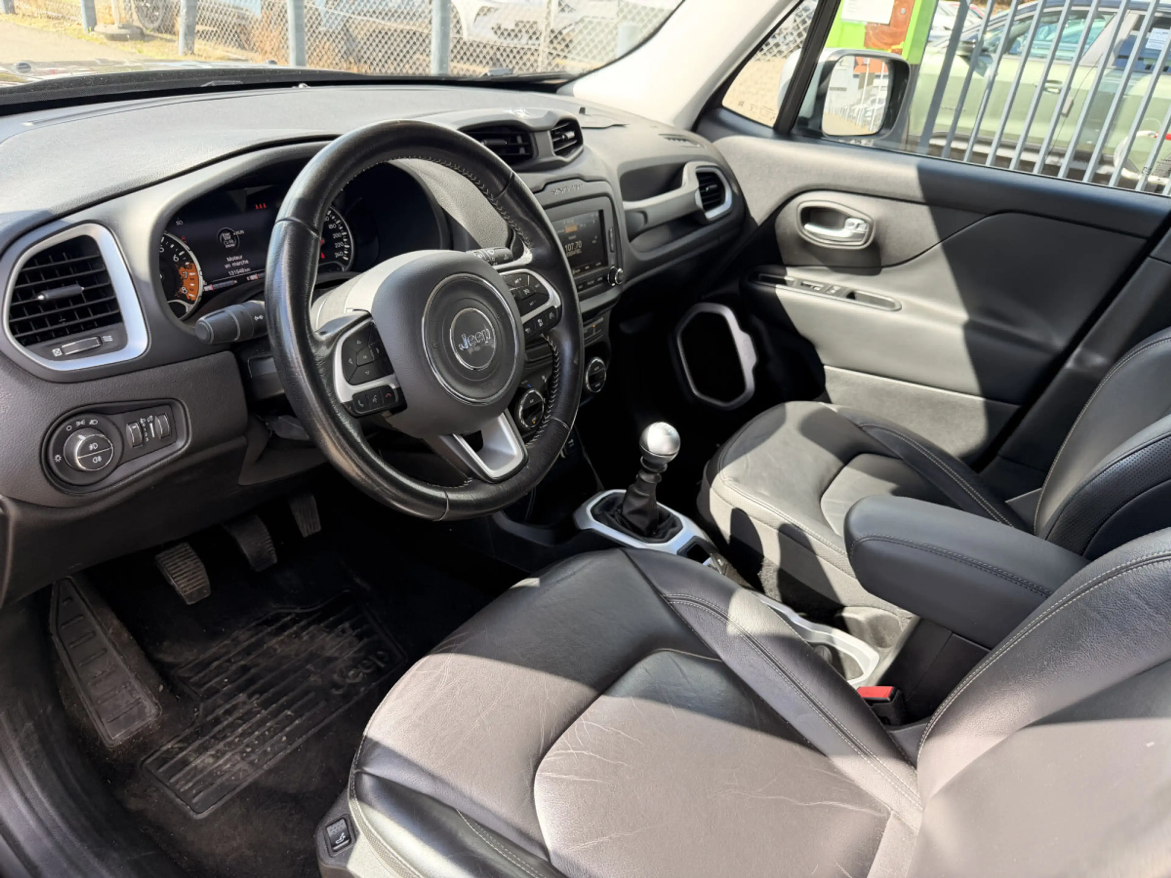 Jeep Renegade 1.4 136 LIMITED — photo 12