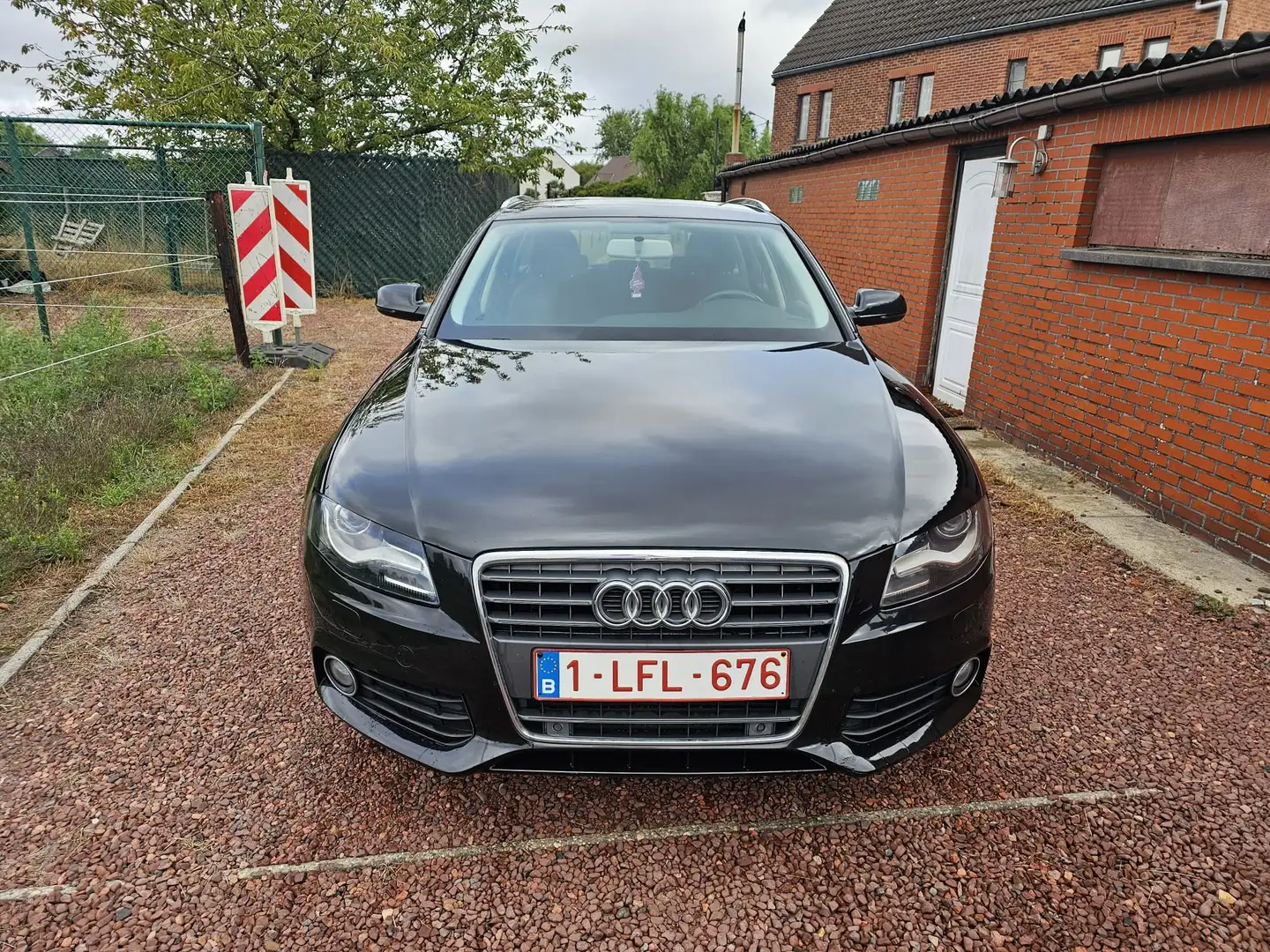 Audi A4 Avant 2.0 TDI DPF multitronic Attraction Noir - 1