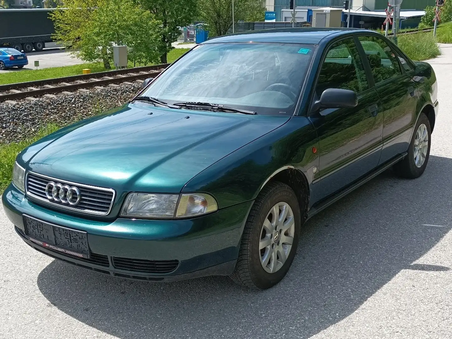 Audi A4 1.8 20V Groen - 2