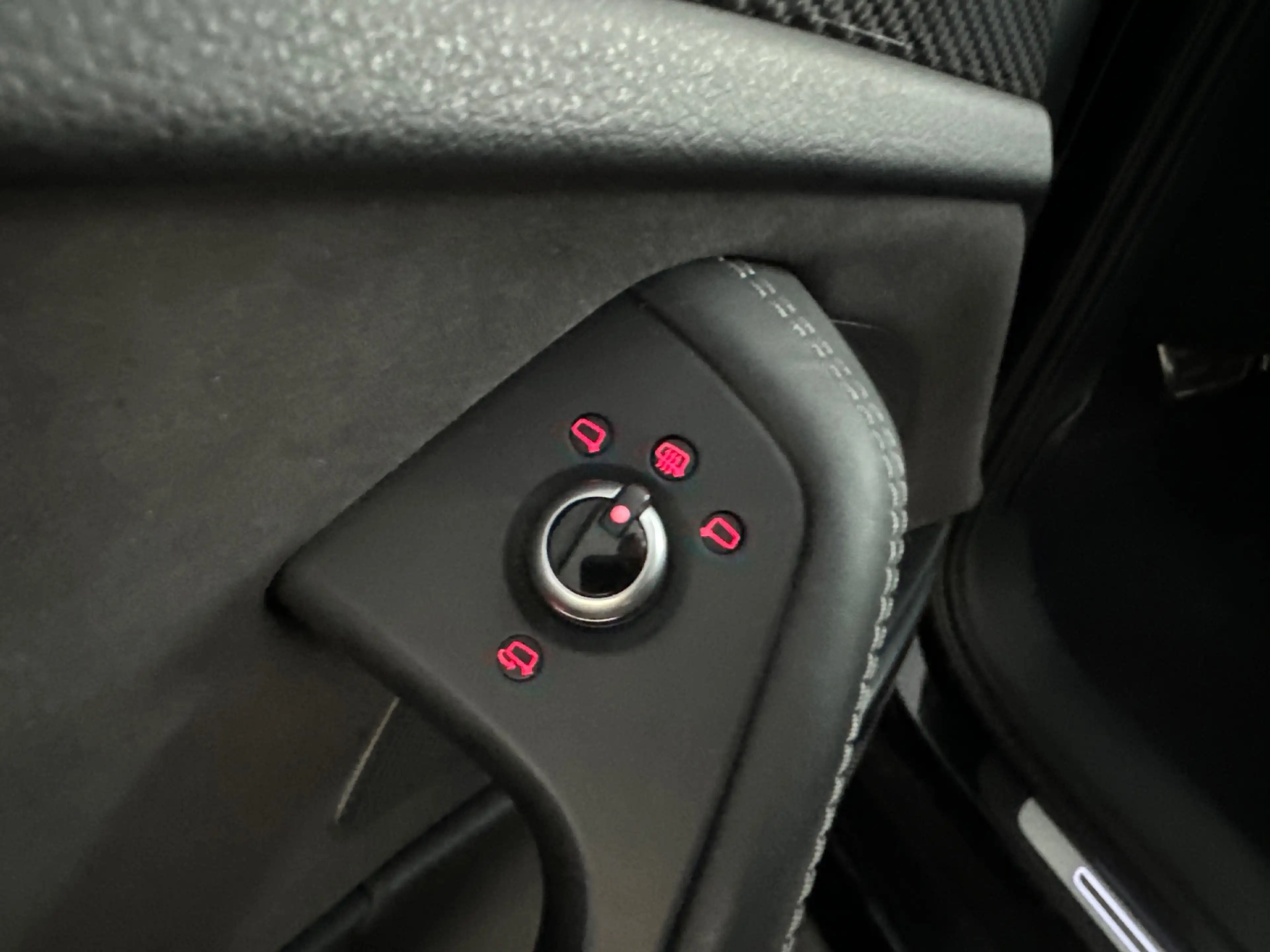 Audi RS6 A6 Avant 4.0 TFSI quattro Pano|Ceramic|B&O 3D|360| — photo 15