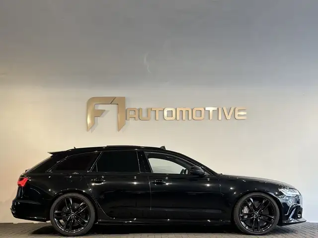 Audi RS6 view 8