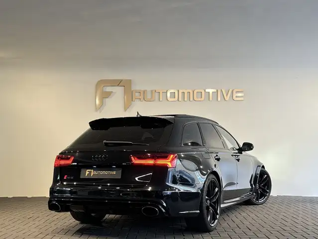 Audi RS6 view 4