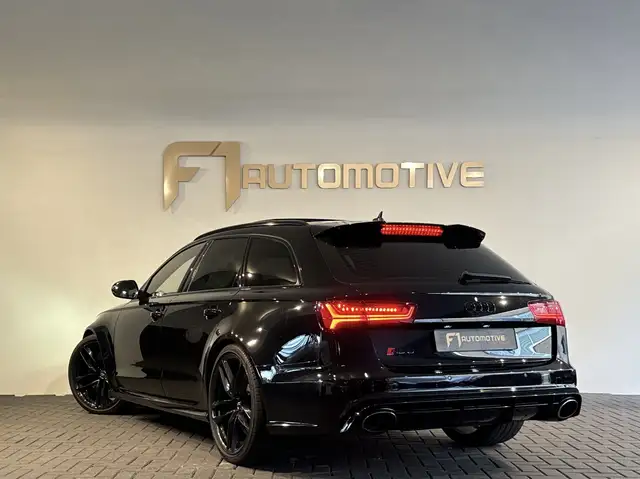 Audi RS6 view 6