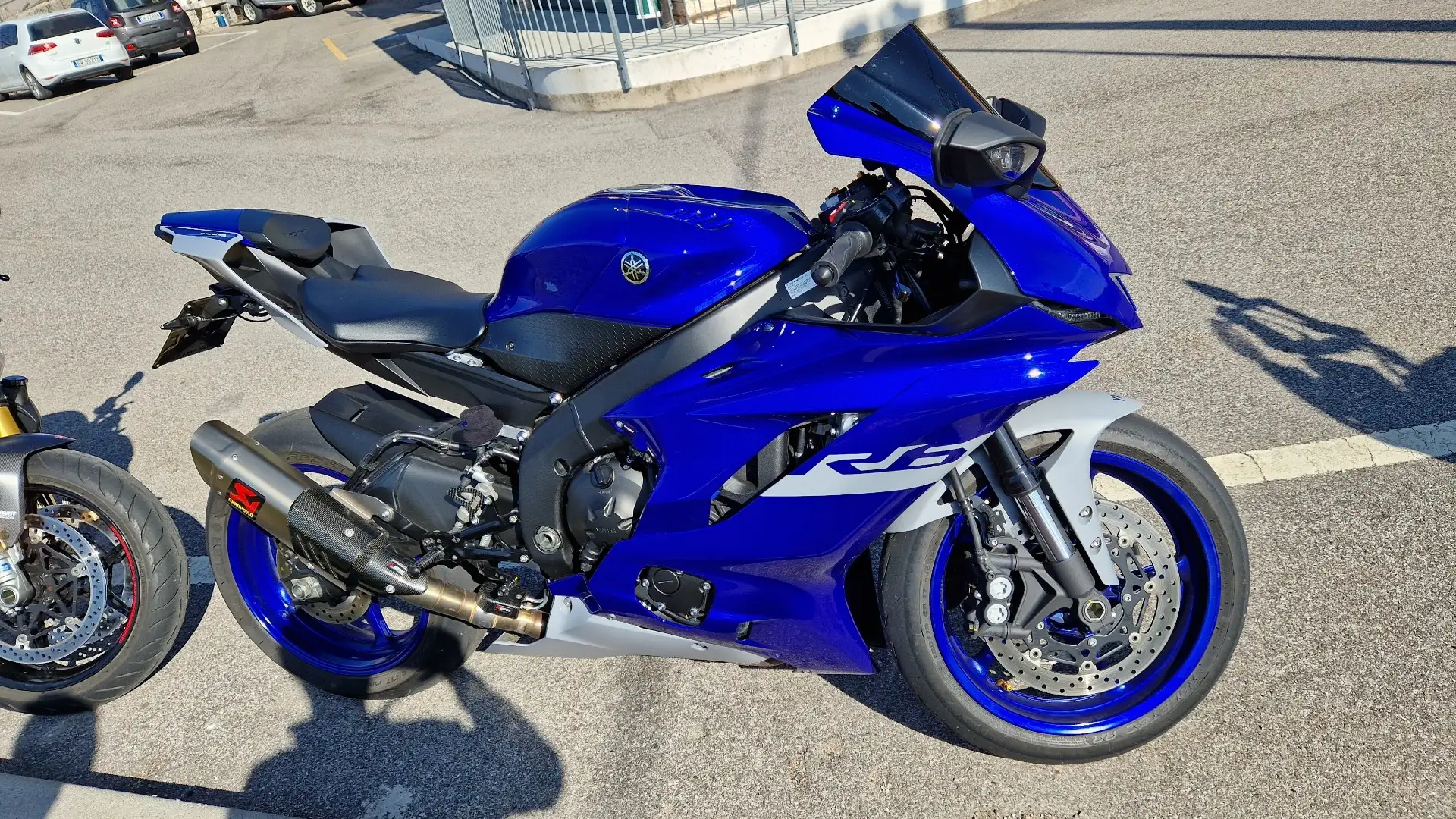 Yamaha YZF-R6 Blu/Azzurro - 2