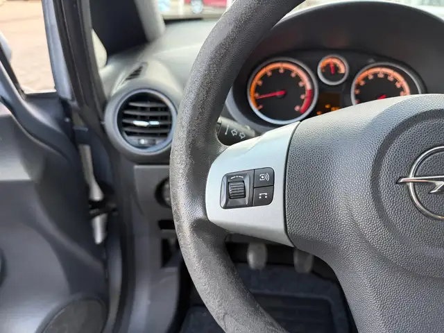 Opel Corsa view 15