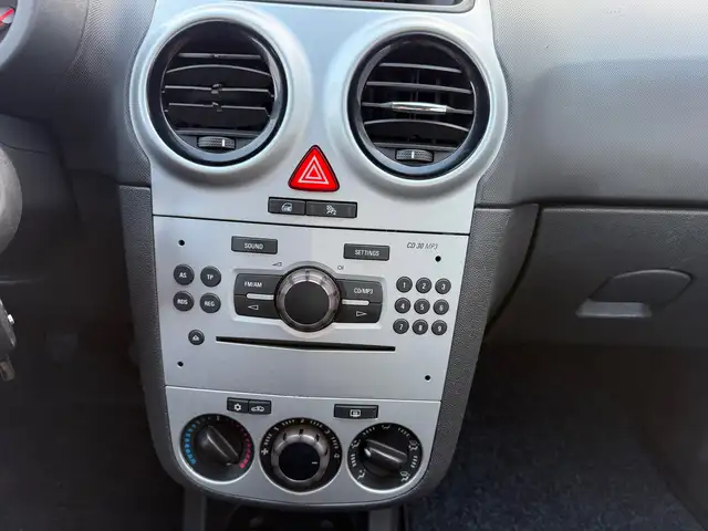 Opel Corsa view 12