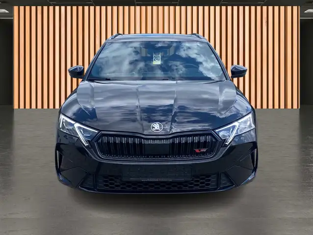 Skoda Octavia view 4