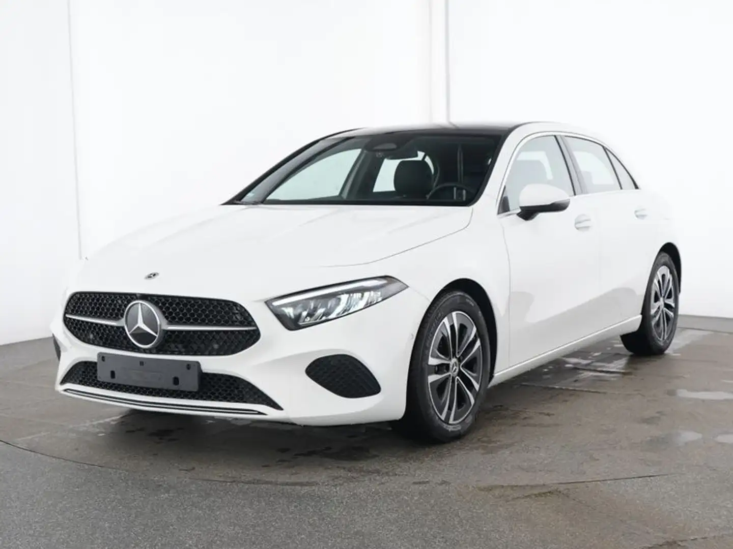 Mercedes-Benz A 180 Progressive Line+Pano+KEYLESS+MBUX+Navi-Pr Weiß - 2