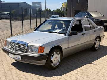 E 1.8 mit Radio CD-Servolenkung-Alu 15 Zoll-BC-Top