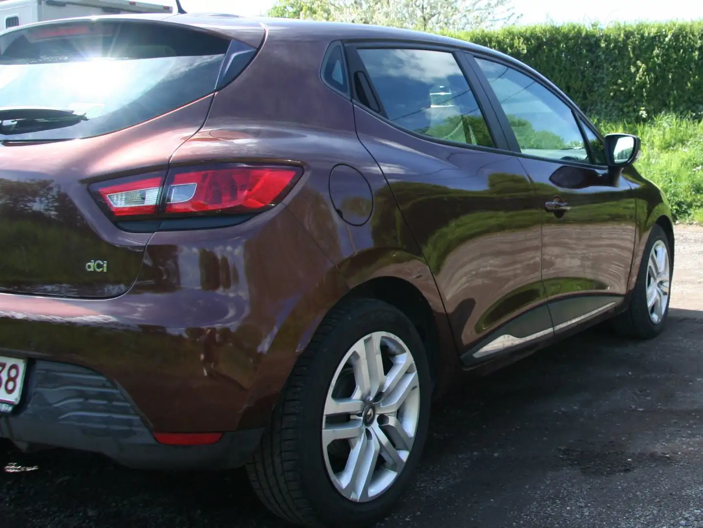 Renault Clio Clio IV dCi 90 Energy eco2 82g Business Brun - 1
