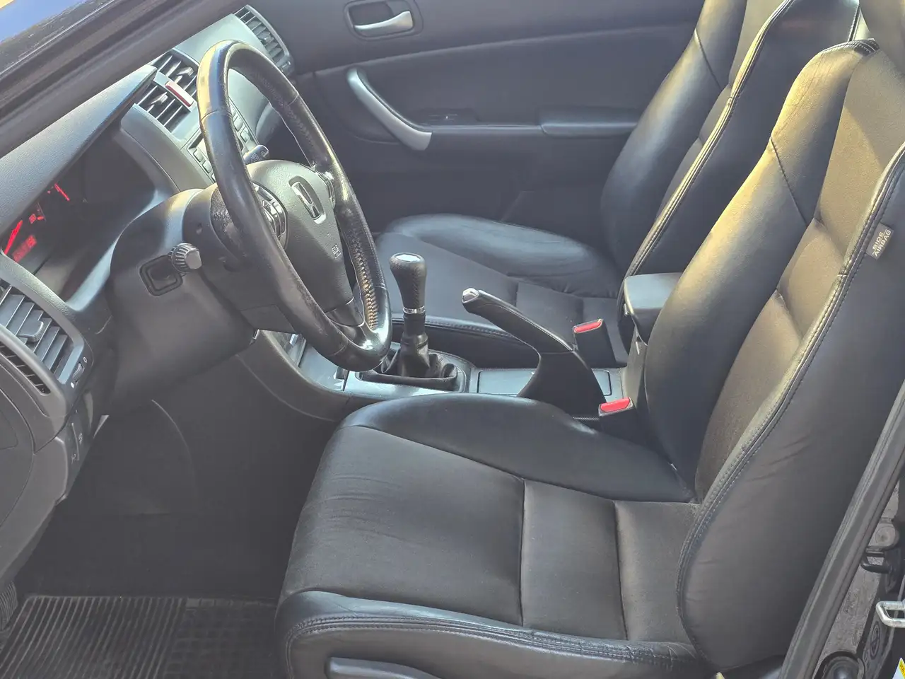 Honda Accord 2.2 i-CTDi Sport T Export – Bild 9