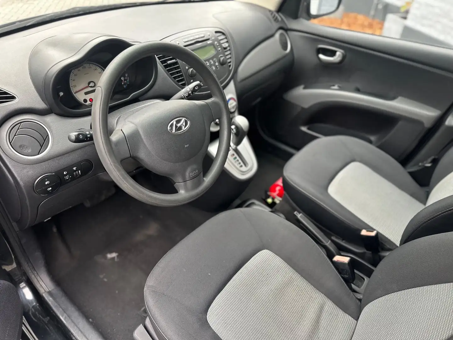 Hyundai i10 1.25i | AUTOMAAT | AIRCO | APK | Schwarz - 2