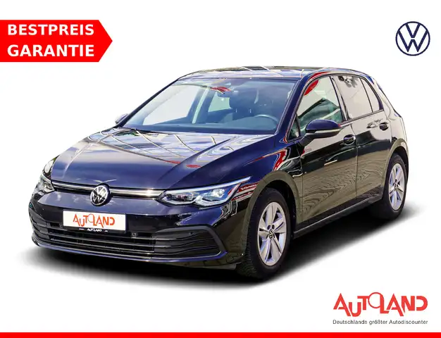 Volkswagen Golf VIII 1.5 TSI Life VC LED Navi App Connect