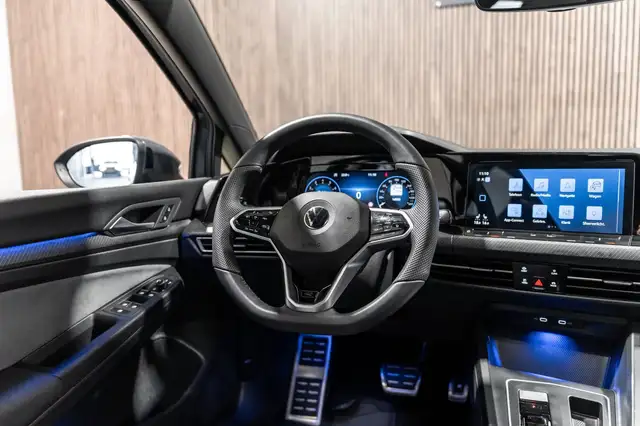 Volkswagen Golf view 14
