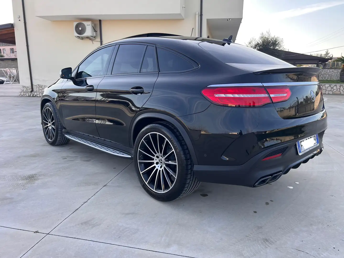 Mercedes-Benz GLE 350 d Premium Plus 4matic auto Nero - 2