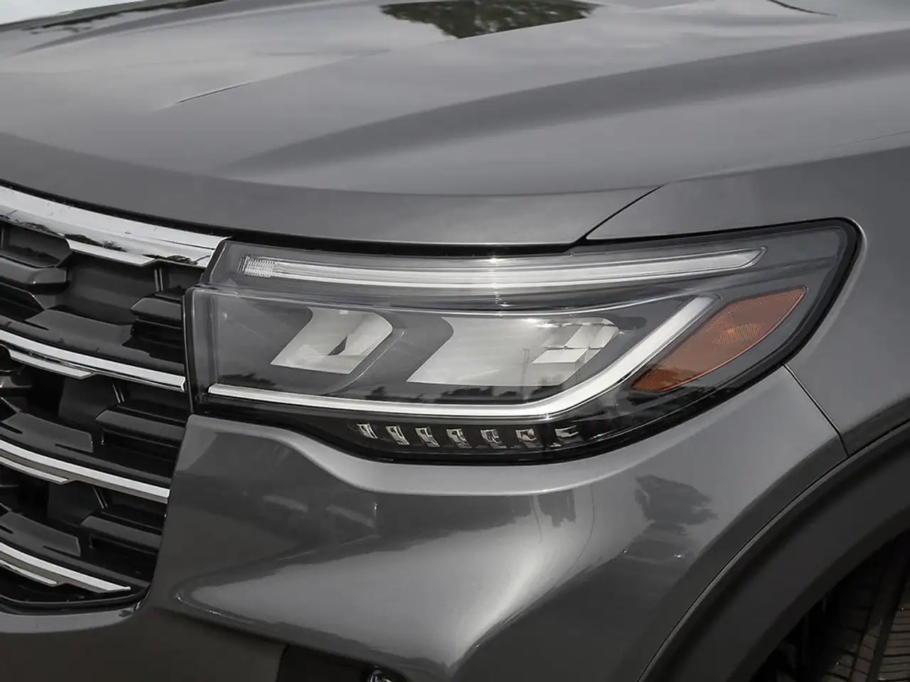 Ford Explorer снимка Ford Explorer