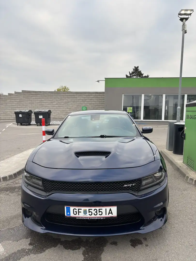 Dodge Charger 6,4 SRT - 1