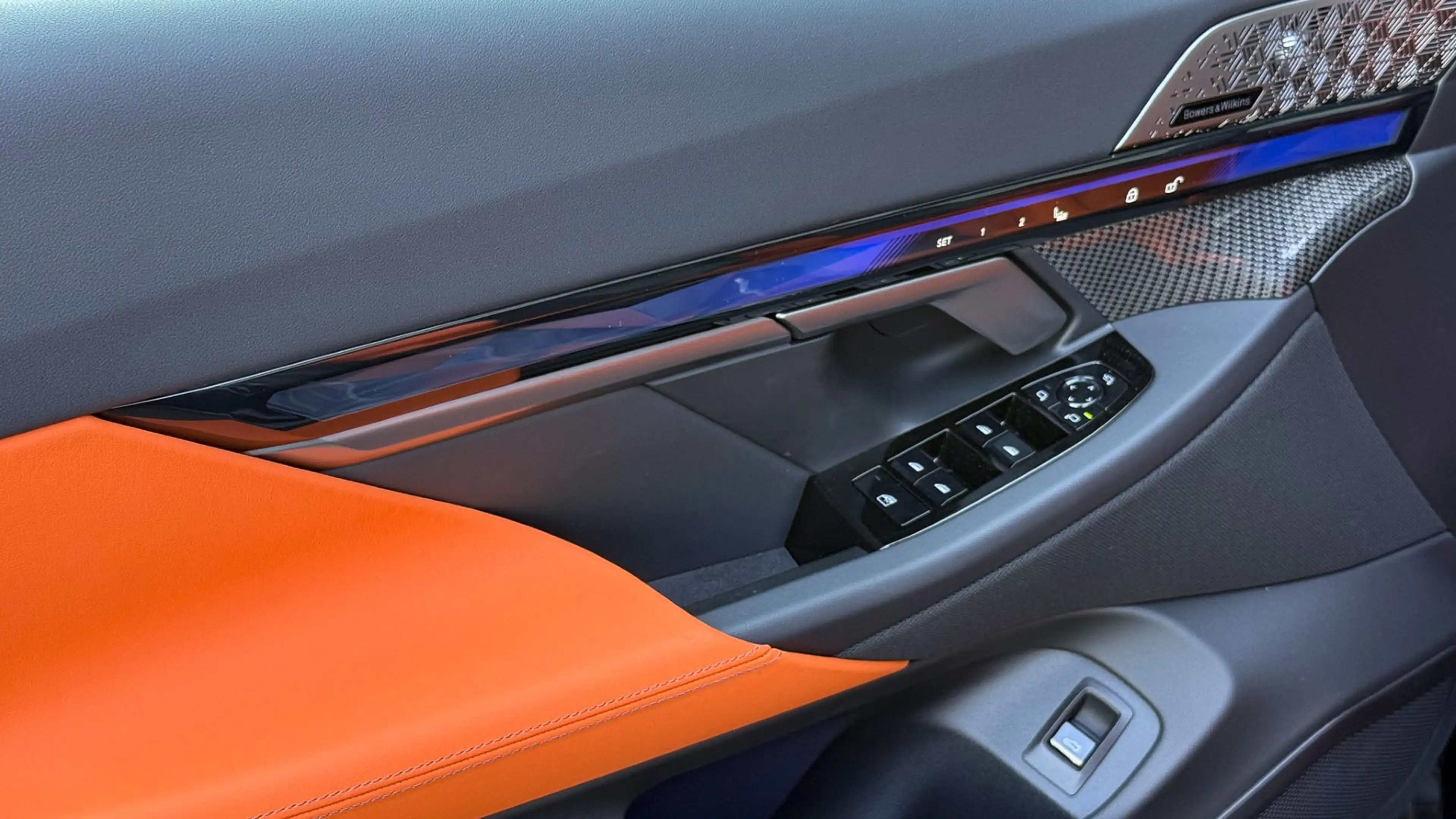 BMW M5 — photo 13