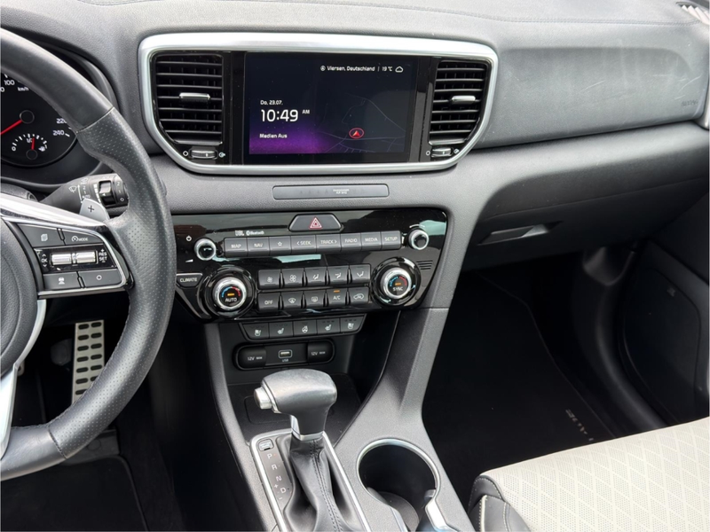 Kia Sportage 1.6 CRDi GT Line 4WD LED+NAVI+LEDER+360KAMERA+AHK+ — photo 13