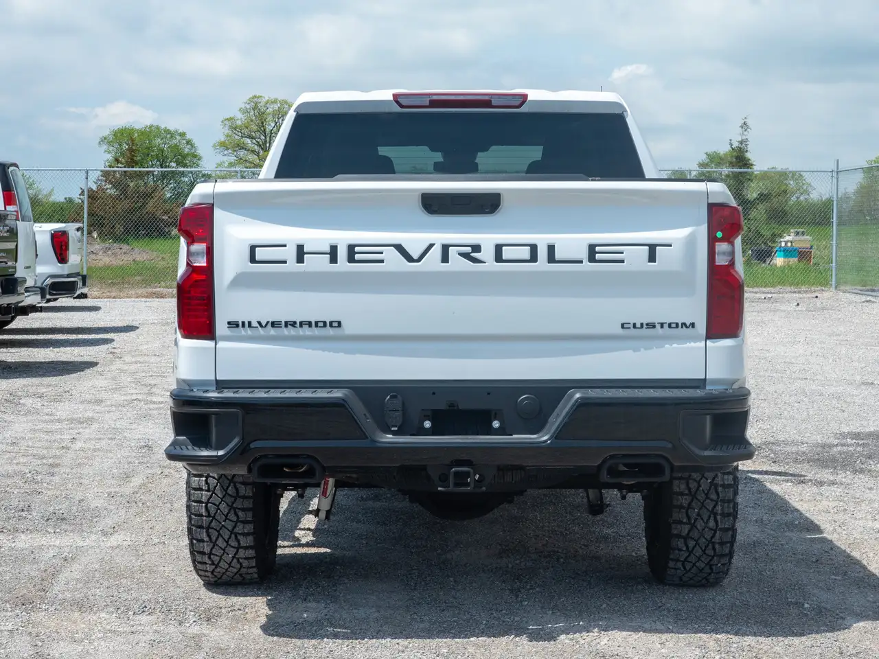 Chevrolet Silverado 1500 снимка Chevrolet Silverado 1500