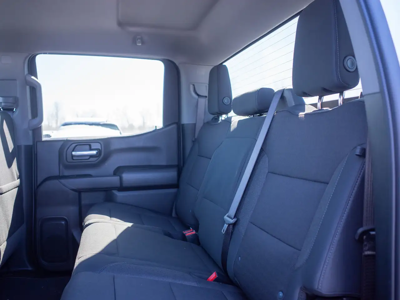 Chevrolet Silverado 1500 снимка Chevrolet Silverado 1500