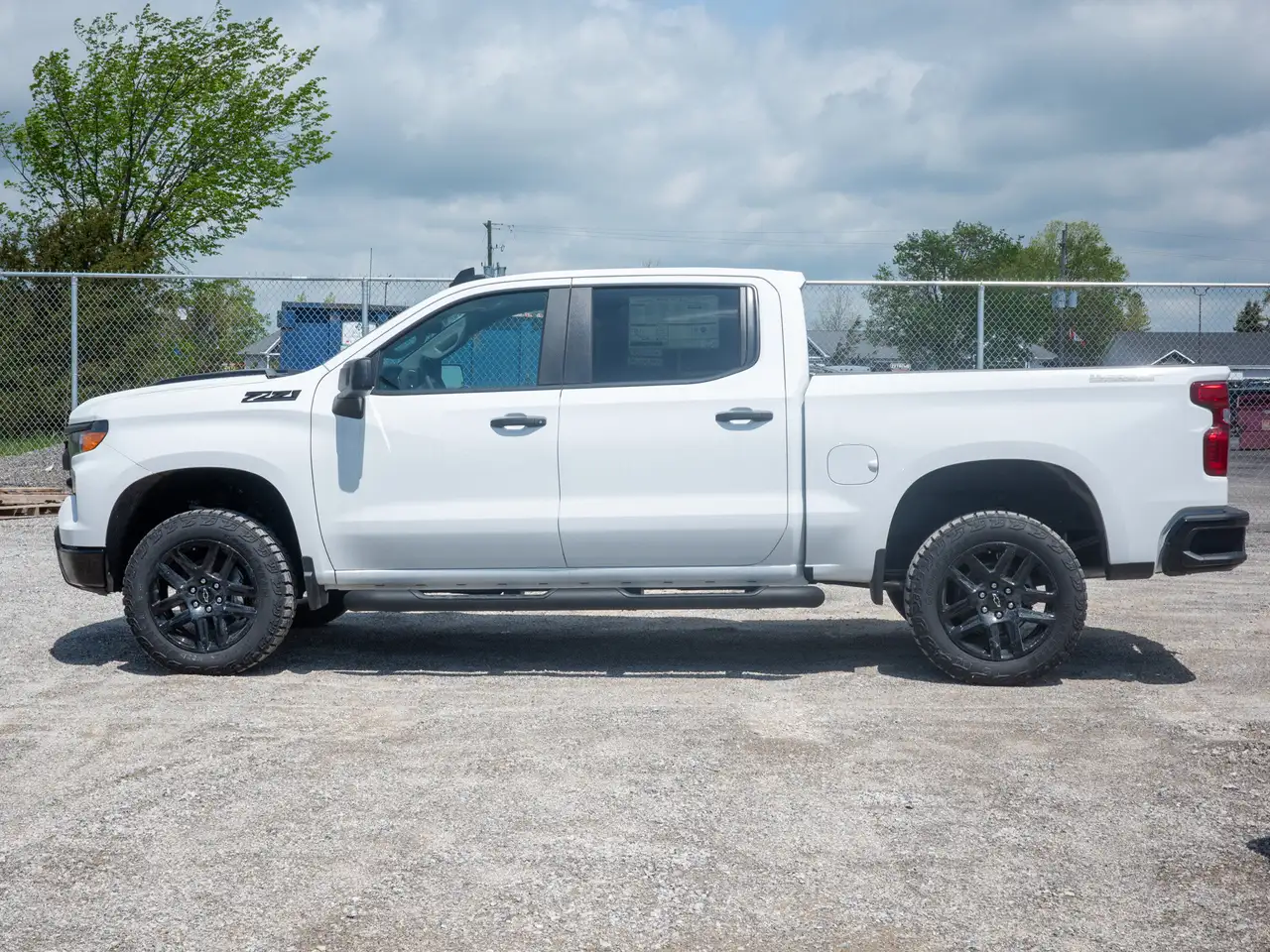 Chevrolet Silverado 1500 снимка Chevrolet Silverado 1500