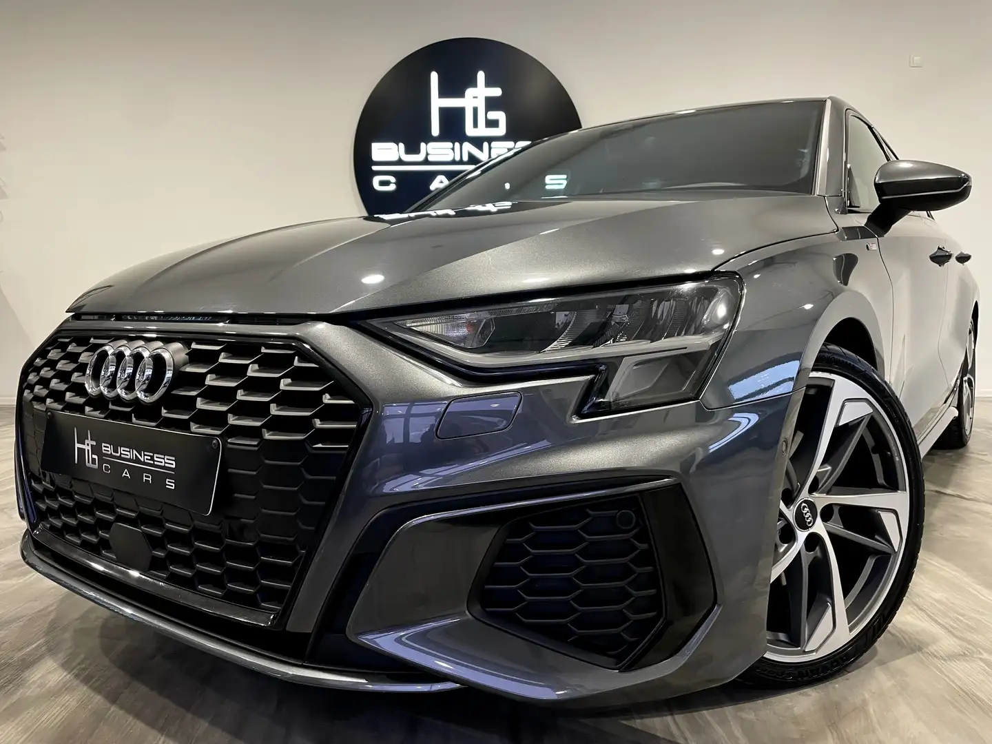 Audi A3 35 TDi S-TRONIC/ 3X S-LINE/ SHADOW LOOK/ CARPLAY Gris - 1