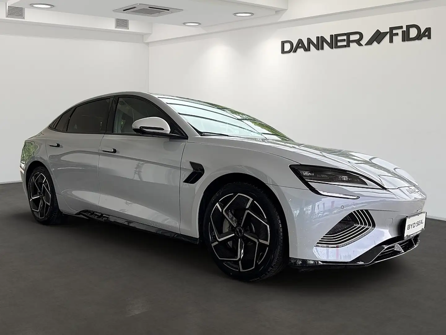 BYD Seal Excellence Österreich Paket 82,5kWh AWD (PROMPT... Grau - 2