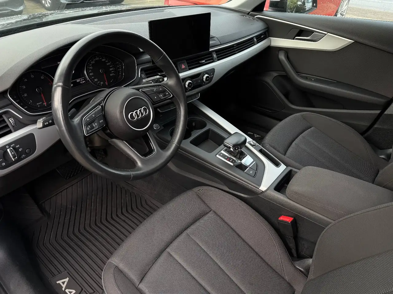 Audi A4 Avant — photo 19 sur 32