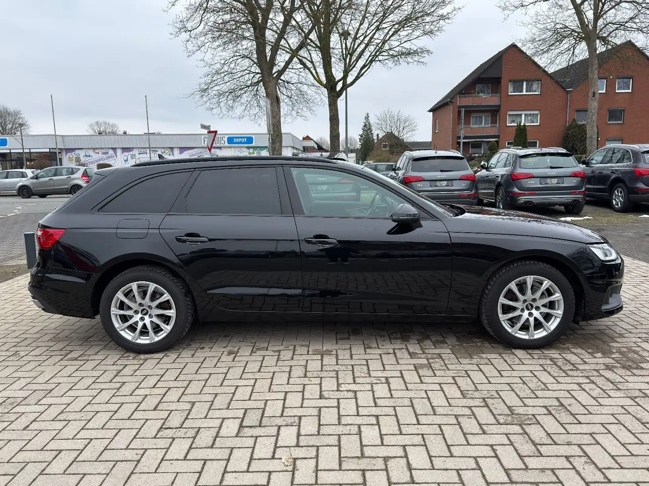 Audi A4 Avant — photo 6 sur 32