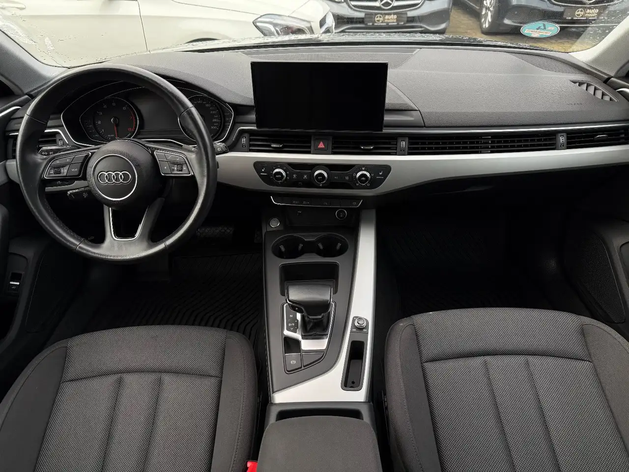 Audi A4 Avant — photo 20 sur 32
