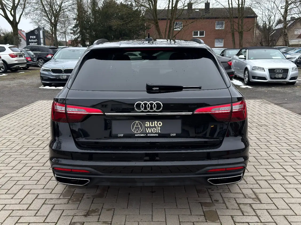 Audi A4 Avant — photo 4 sur 32