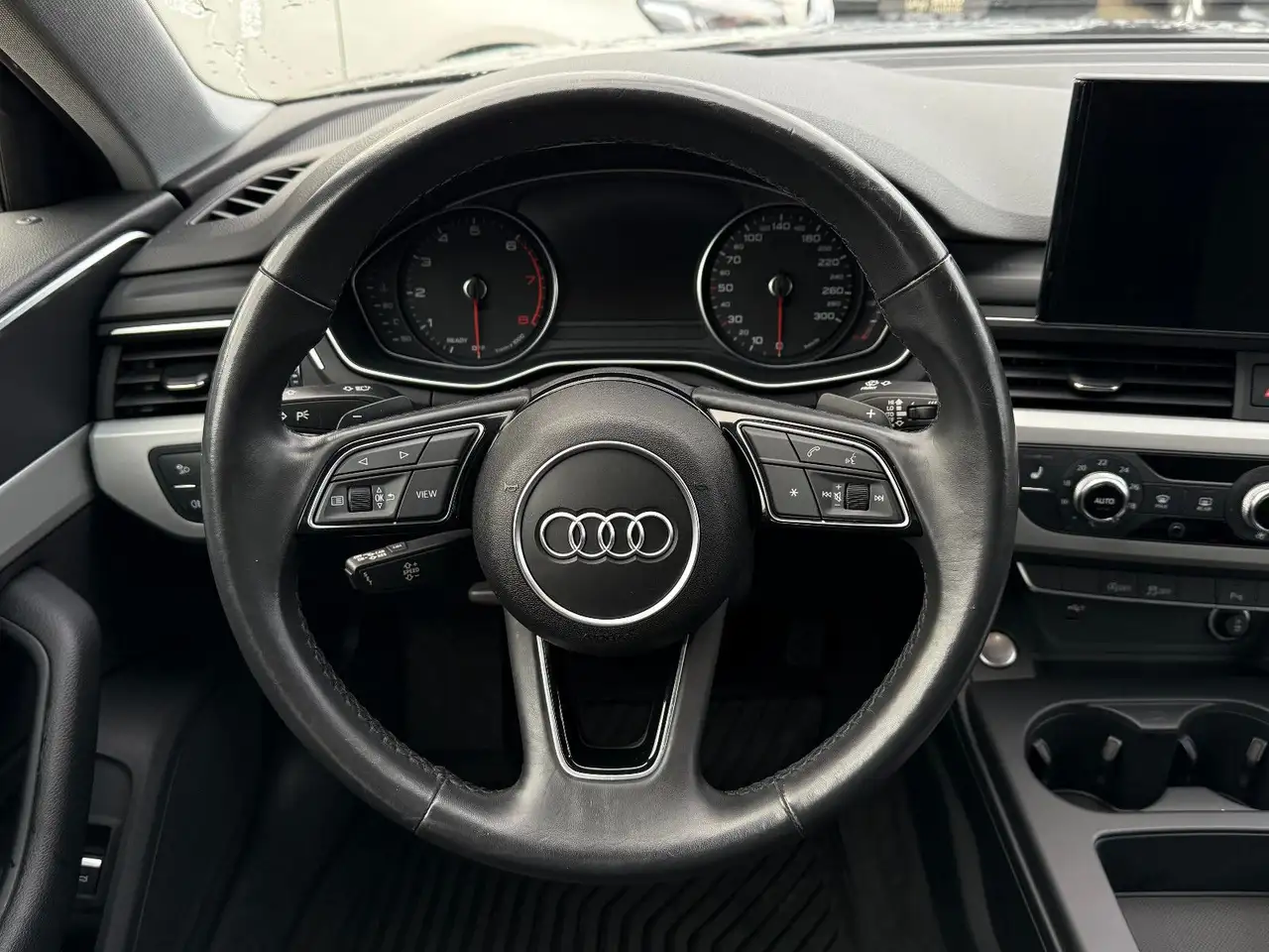 Audi A4 Avant — photo 21 sur 32