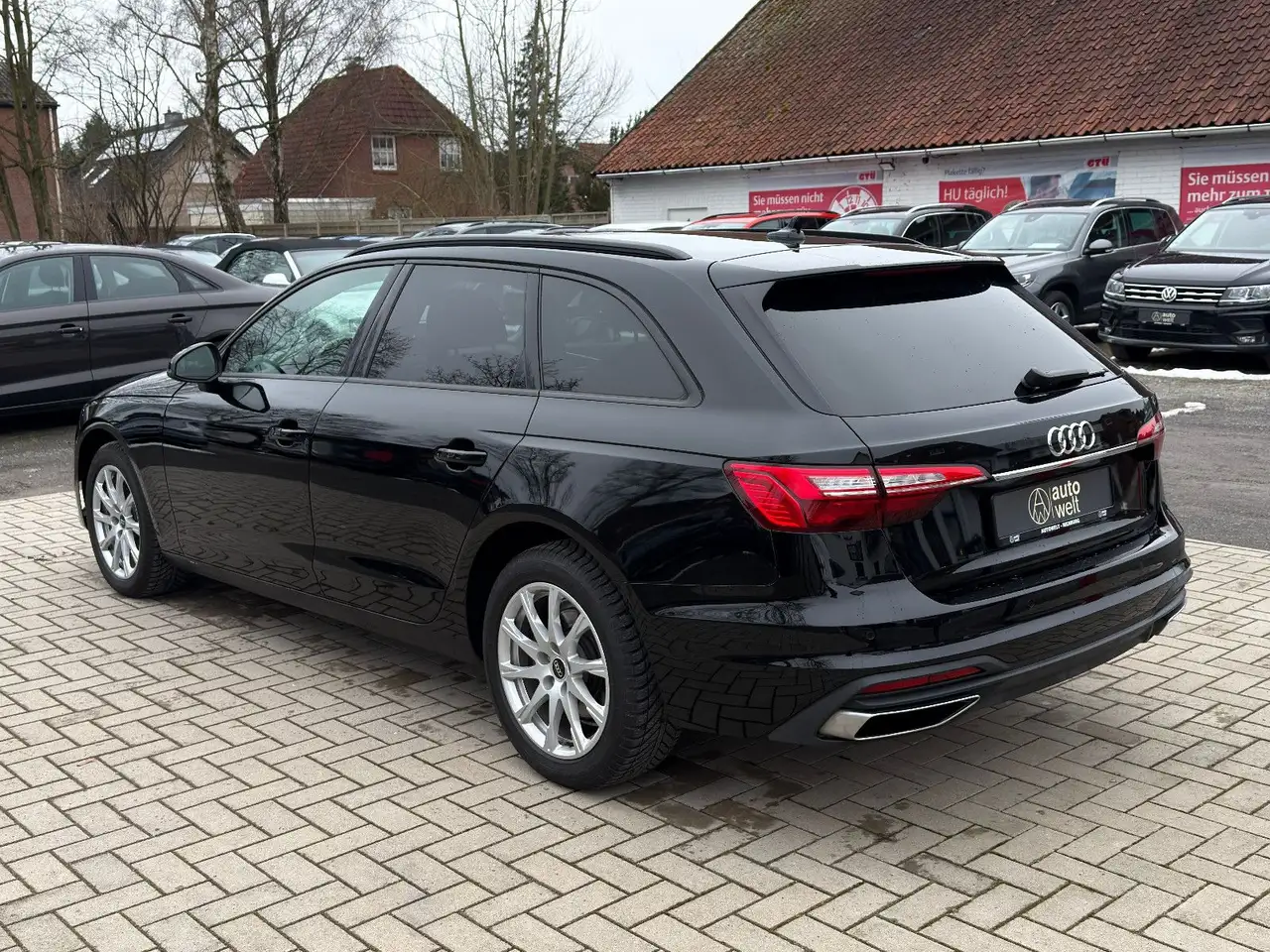 Audi A4 Avant — photo 3 sur 32