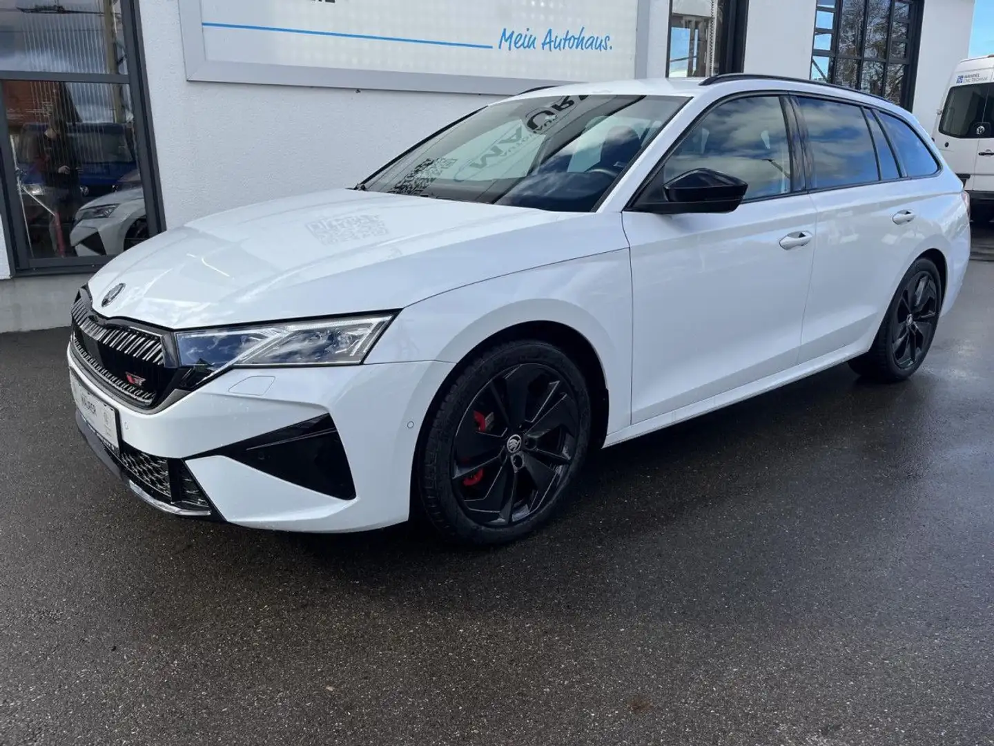 Skoda Octavia Combi RS 265 PS Facelift Matrix ACC Kamera Weiß - 2